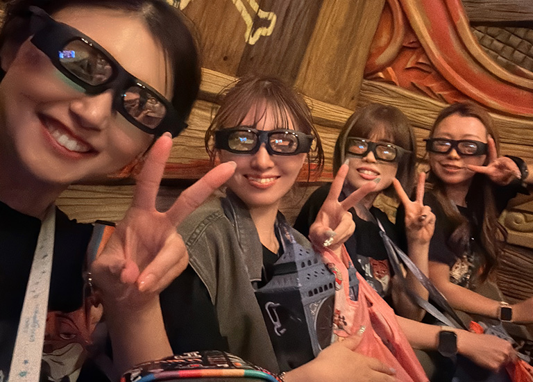 Loverystlalスタッフフォトギャラリー